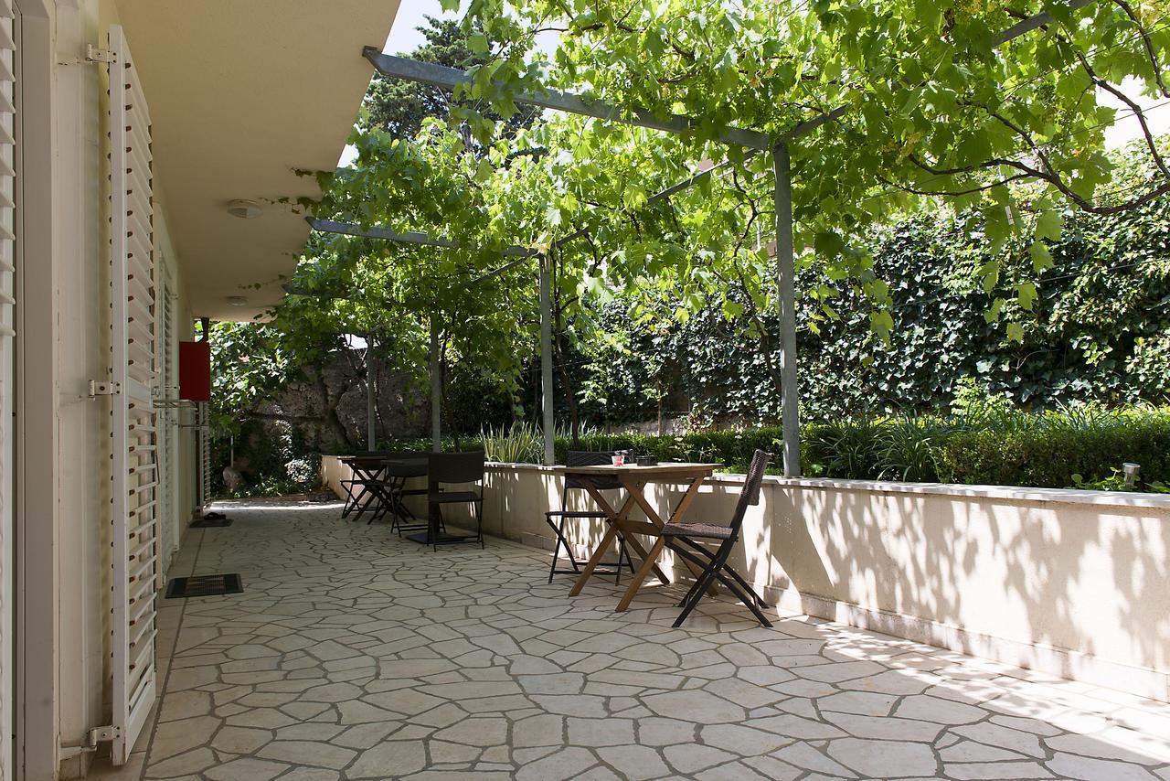 Hotel Pansion Maestral à Novi Vinodolski Extérieur photo